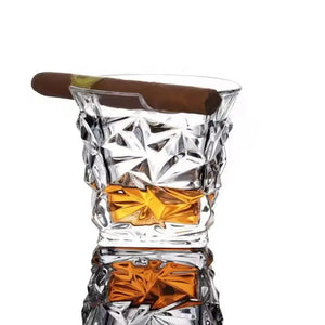 1 Pcs Creative Luxury Home Whiskey Glass - Old Fashioned Whiskey Glass with Indented Cigar Rest 12.85 Oz