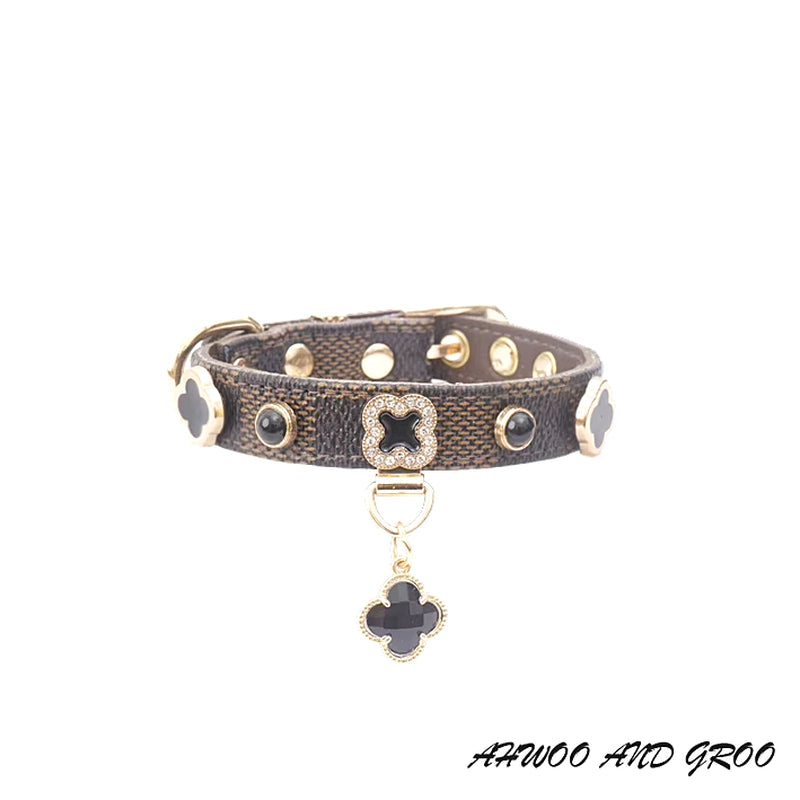 Luxury Cat Collar Lucky Clover Pet Necklace PU Leather Adjustable Cat Dog Collar Small Medium Dog Pet Accessories Perro Supplies