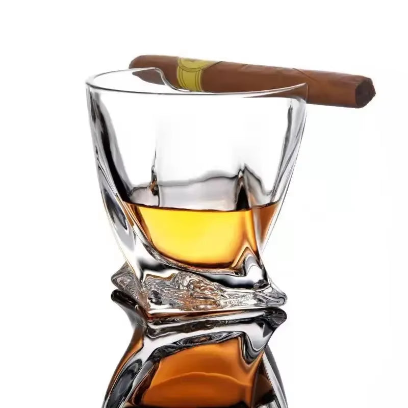 1 Pcs Creative Luxury Home Whiskey Glass - Old Fashioned Whiskey Glass with Indented Cigar Rest 12.85 Oz